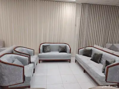 فني تفضل جميع انواع الكنب والستاير تنجيد وتلبيس كنب 36