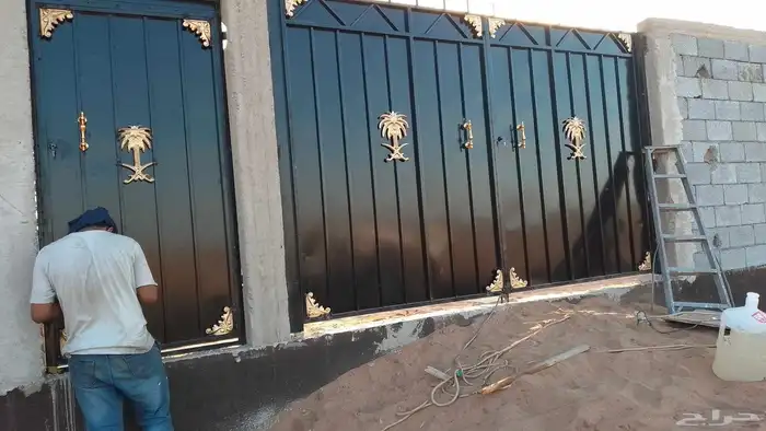 حداد بوابات هناجر. مستودعات وغيرها من الحداده 4