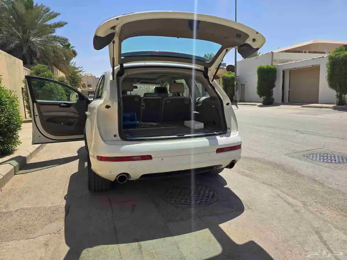 اودي q7 2008 نظيفة جدا جدا الممشى 180 2