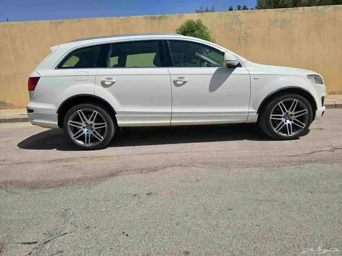 اودي q7 2008 نظيفة جدا جدا الممشى 180 1