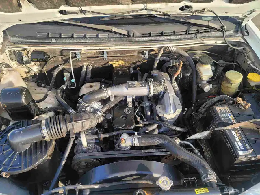 Isuzu model 2009 price 35000 6