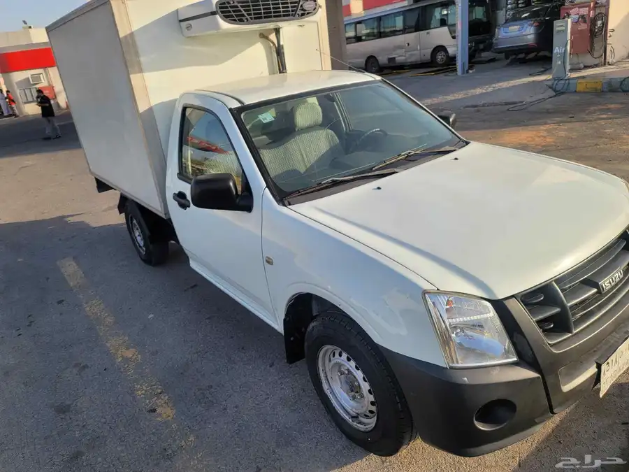 Isuzu model 2009 price 35000 2