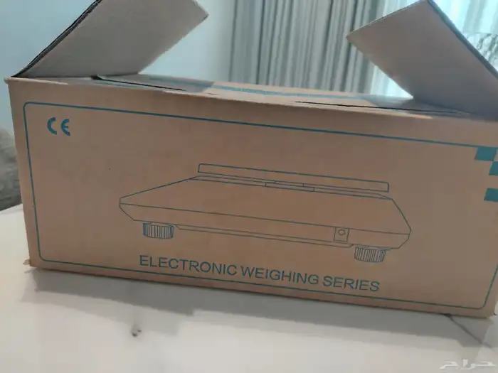 ميزان الكتروني جديد بالكرتون لم يستعمل. 2