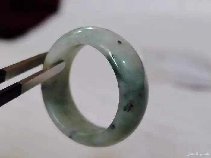 نوع الحجر   خاتم الجاد الأخضر الطبيعي أو اليشم 2