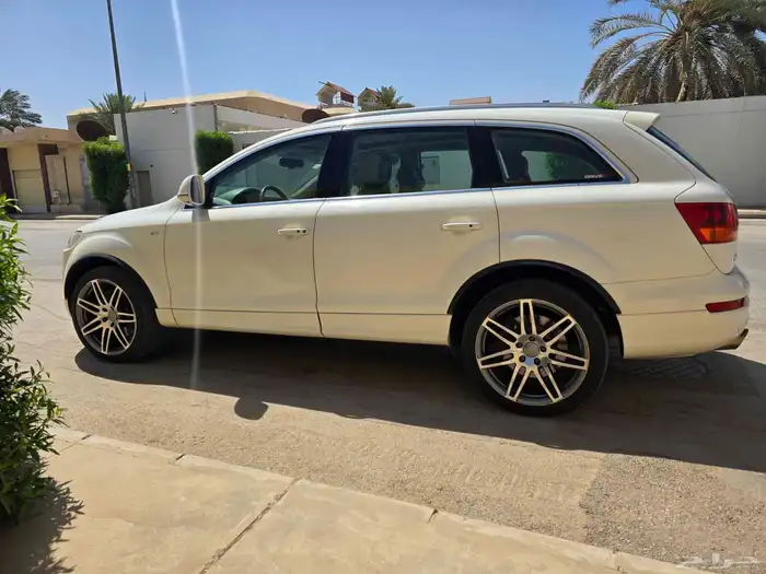 اودي q7 2008 نظيفة جدا جدا الممشى 180 3