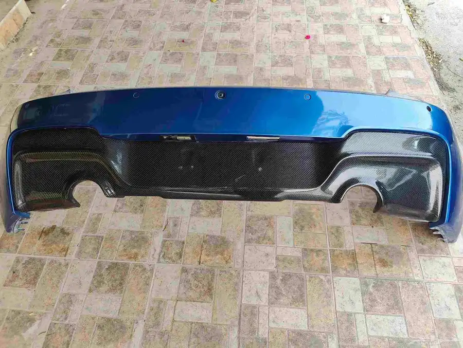 شنطه وصدام f20 bmw 3