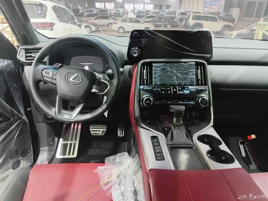 لكزس اف اسبورت عماني LX600 2024 10