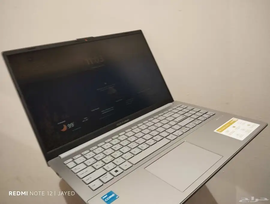 ASUS laptop 0