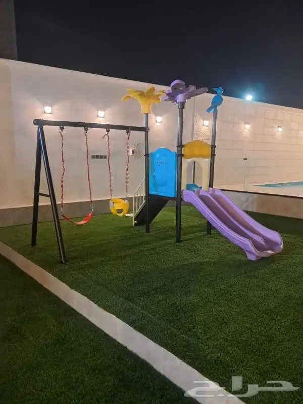 مراجيح خارجية وزحاليق واحصنة هزازة 30