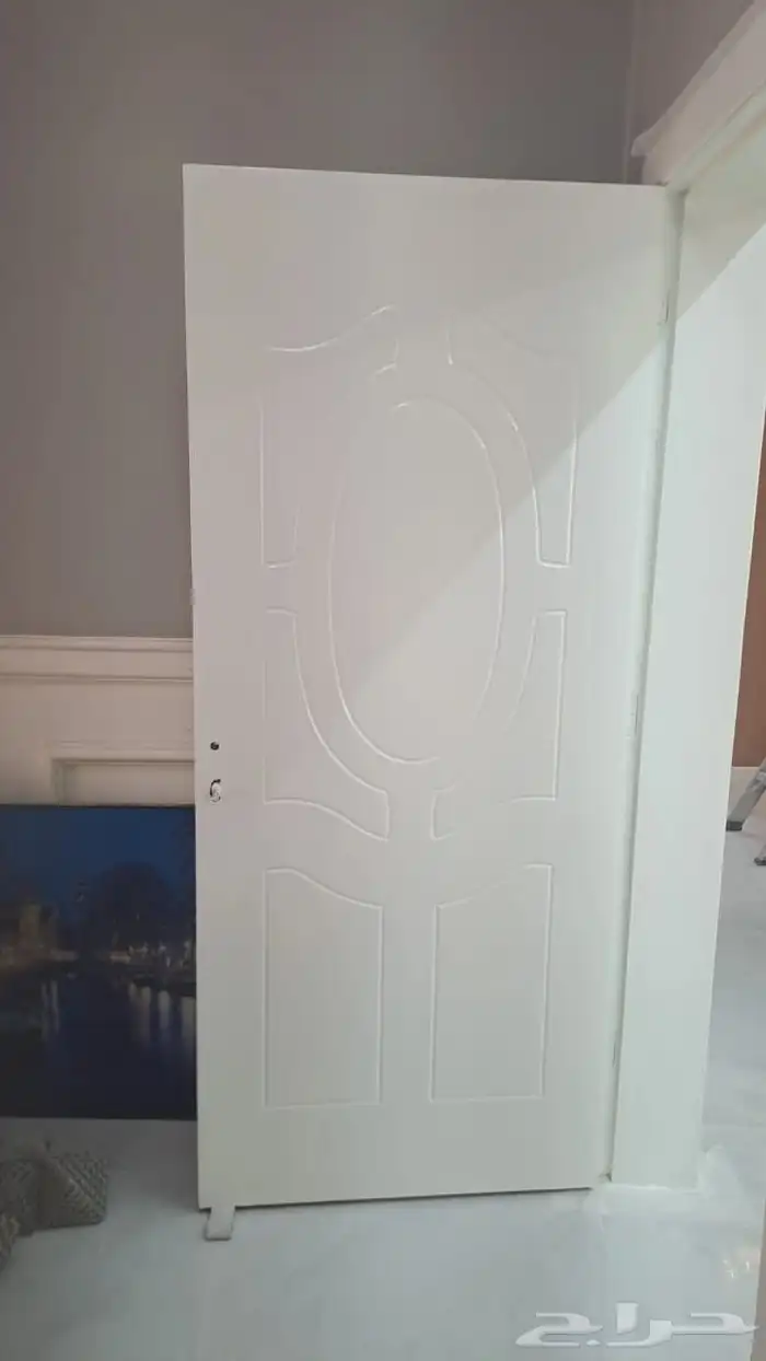 صبغ أبواب الخشب 1