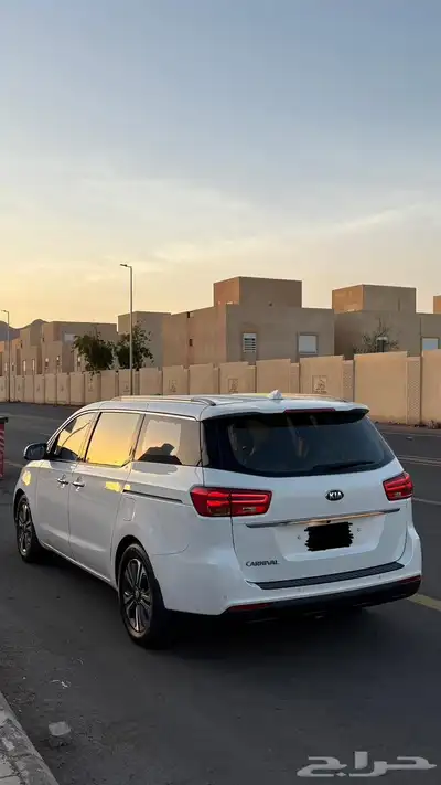 كيا كرنفال 2019 ديزل 2