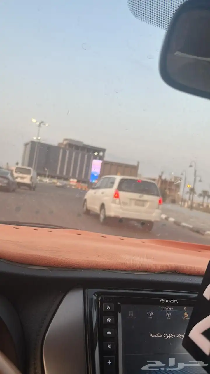 تويوتا انوفا 2009 8