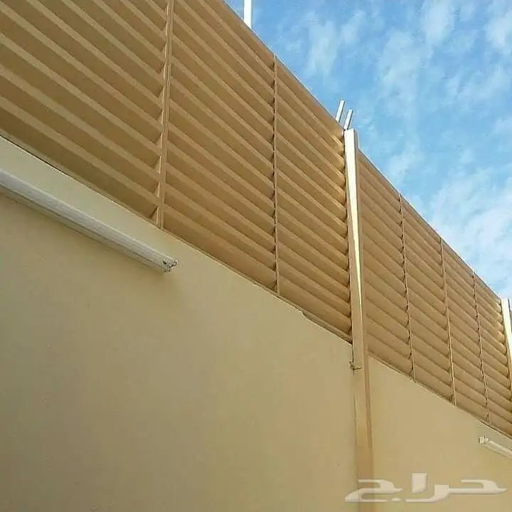 ساتر حديد وبلاستيك خشب للحوش والاسوار للبيع جدة مكة بسعر متر 3