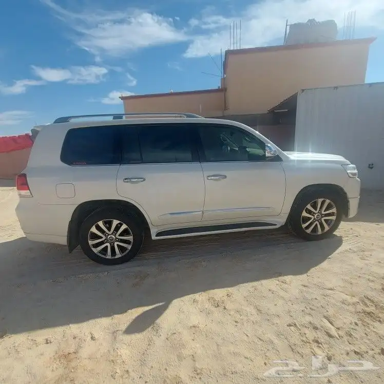 جيب لاندكروزر في اكس ار ماشي 165محراكات وكاله بدي وكاله 22