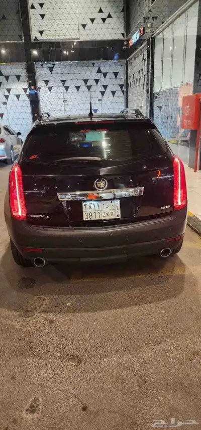جيب كاديلاك SRX فل كامل أسود 2012 41