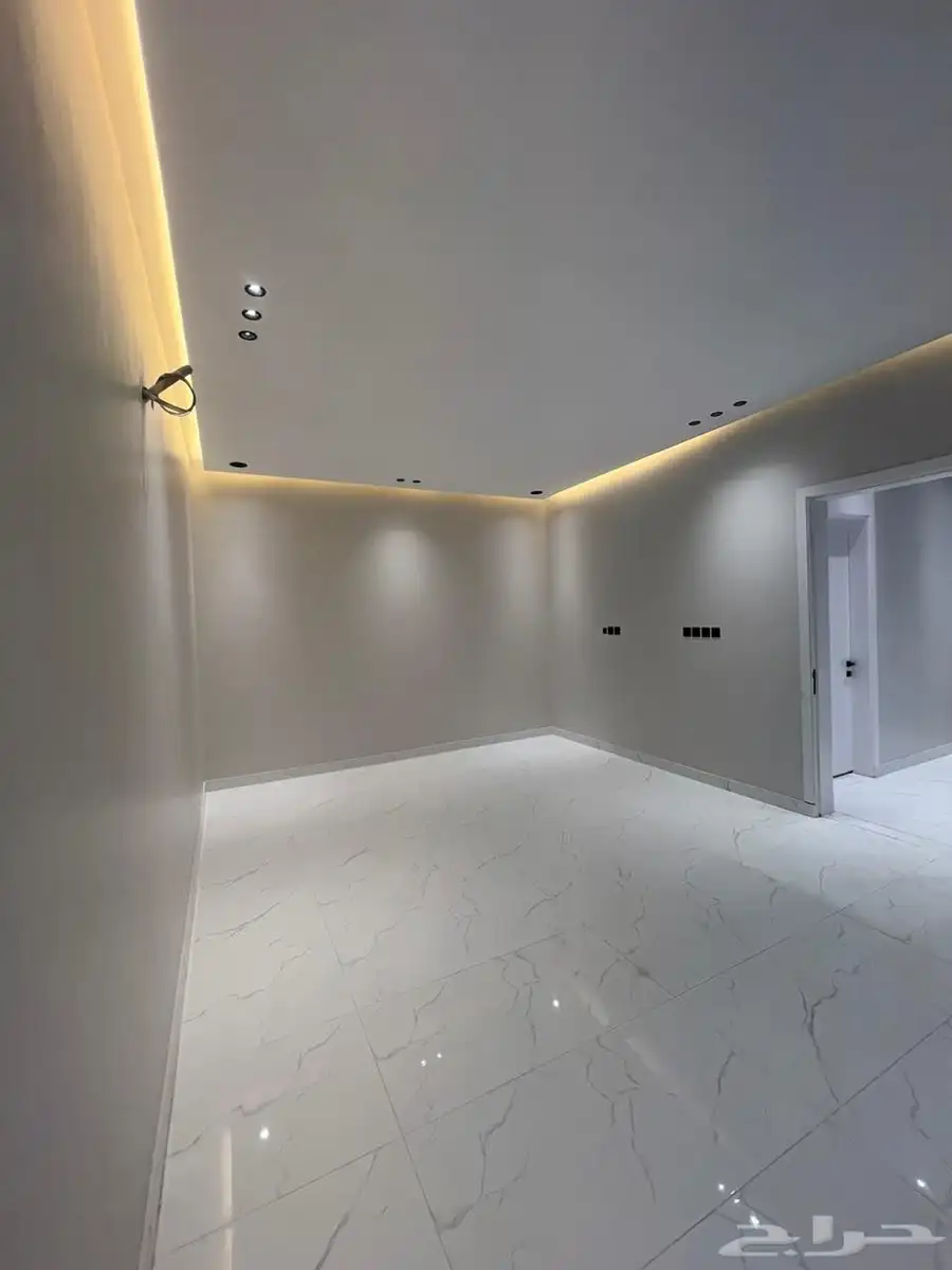 فله دورين دبلوكس مساحه 320للبيع بحره بن لادن 2