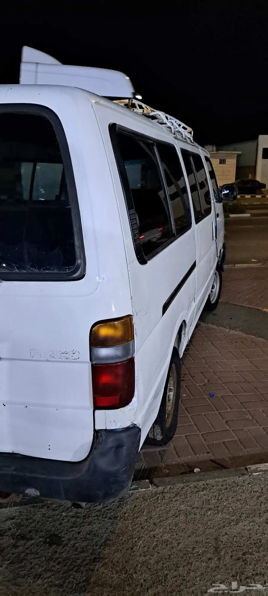 هاي ايس موديل 2002 ابيض مطوف من عام 34 0