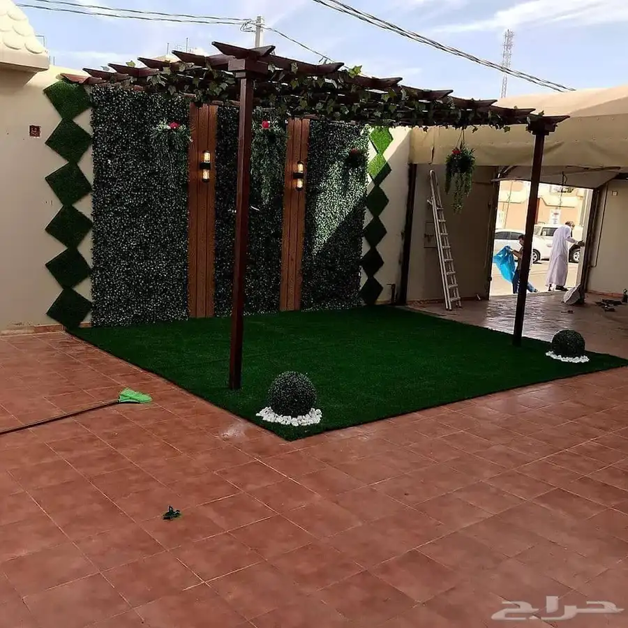 فني تصميم حدائق منزليه 2