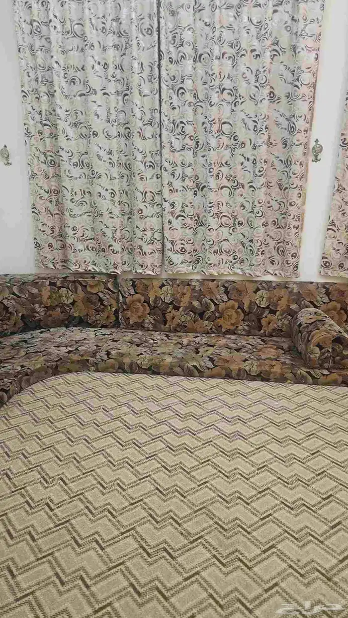 دولابين ملابس ومجلس عربي 3