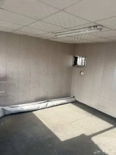 غرفه بركس مقاس 4 في 4 مستخدم نضيف جدا معزولة 5
