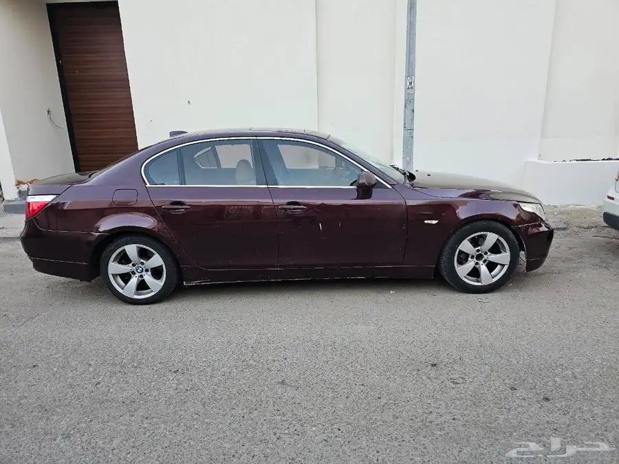 بي ام دبليو bmw الفئة الخامسه موديل 2007 ماتشكي من شي 7