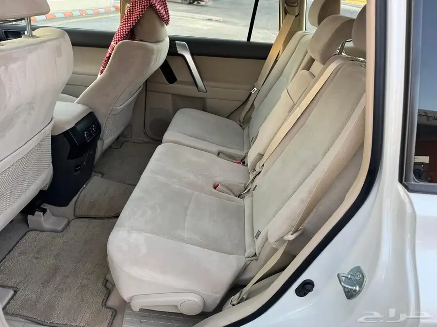 جيب برادو 2022 8