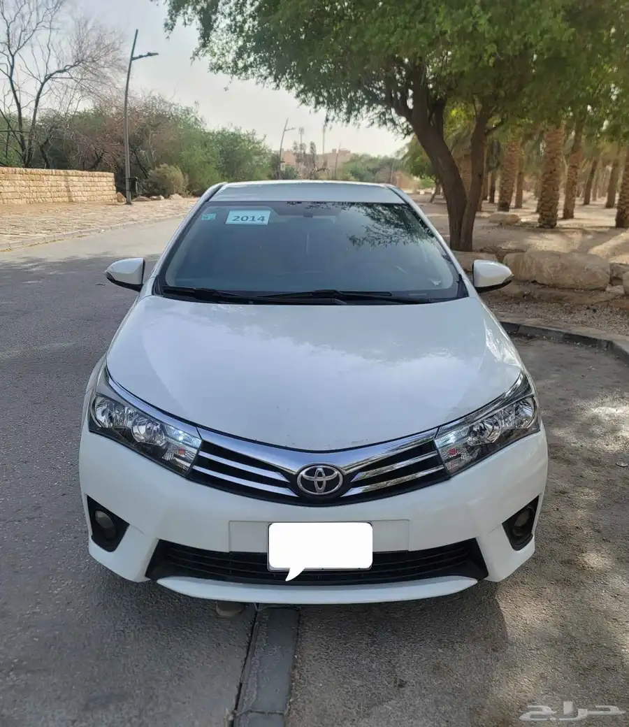 تويوتا كرولا 2014 . GLi وكالة 0
