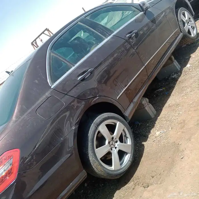 مرسيدس E300مديل 2011 2