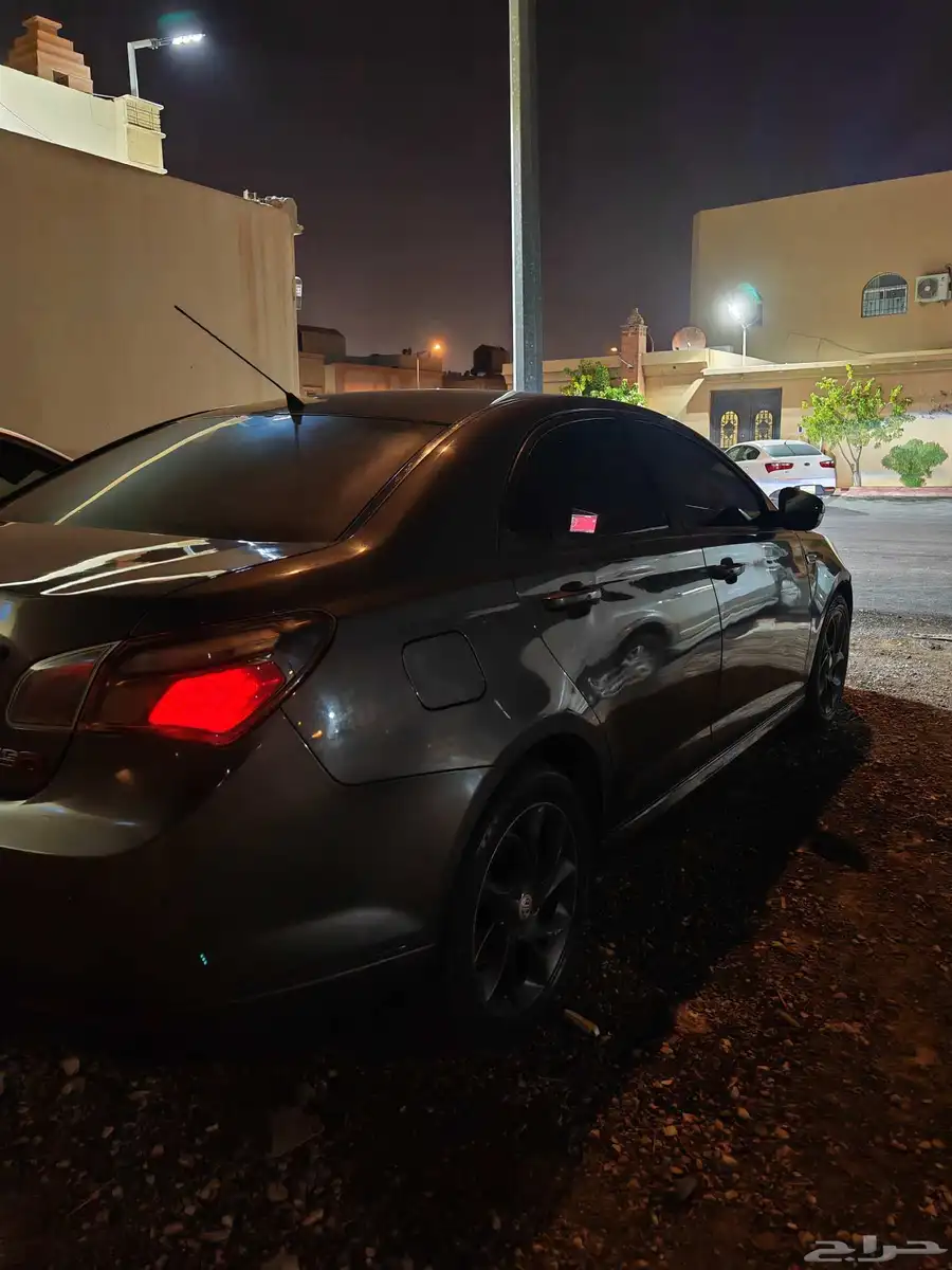 MG6 2014 10