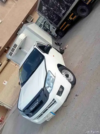 سيارات مشاوير تجميد وتبريد داخل الرياض وخارجها 0