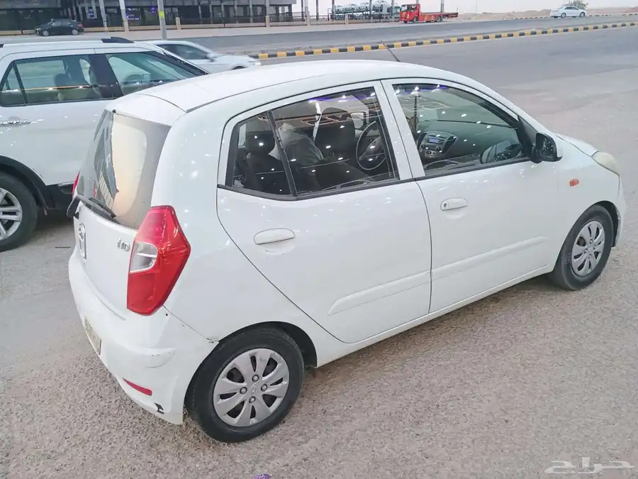 i10 hyundai 2013 1