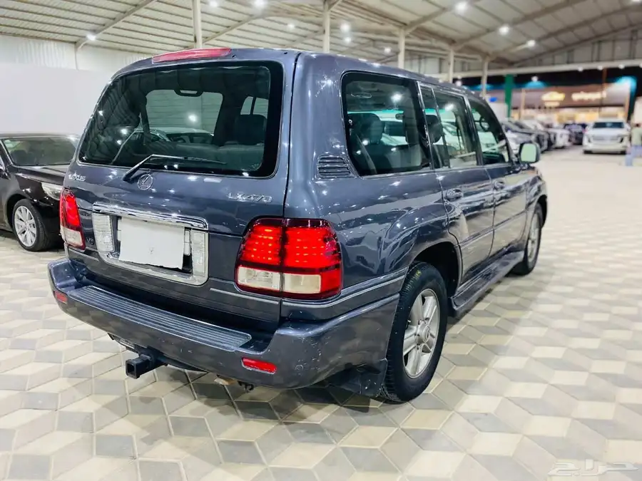 لكزس 2006LX 6