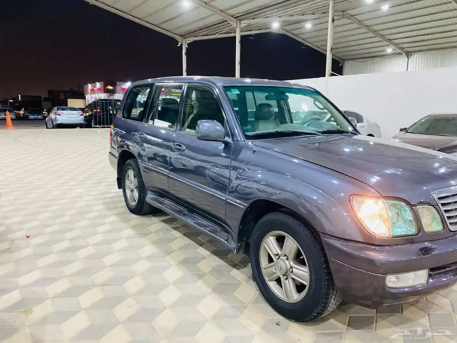 لكزس 2006LX 1