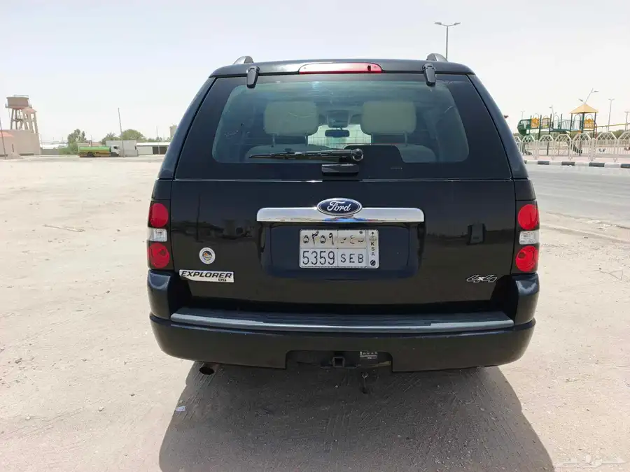 Ford Explorer 5