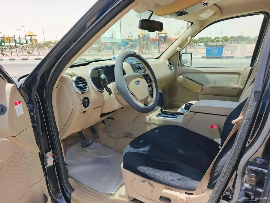 Ford Explorer 6