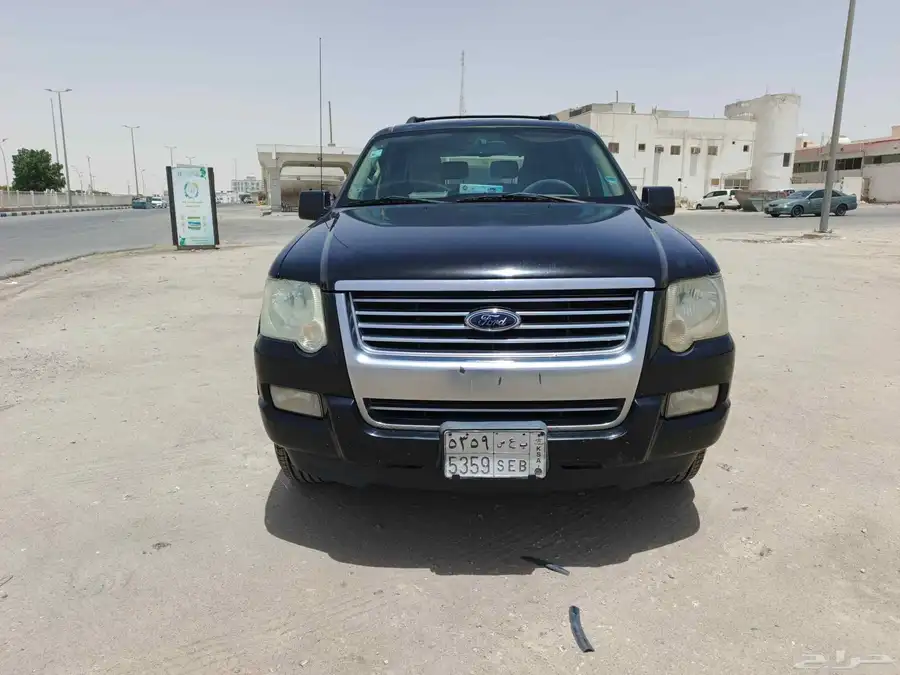 Ford Explorer 2