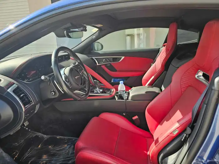 جاكوار F type 2021 استخدام نظيف 1