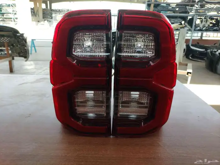 اسطبات خلفي هايلوكس دبل افل 1