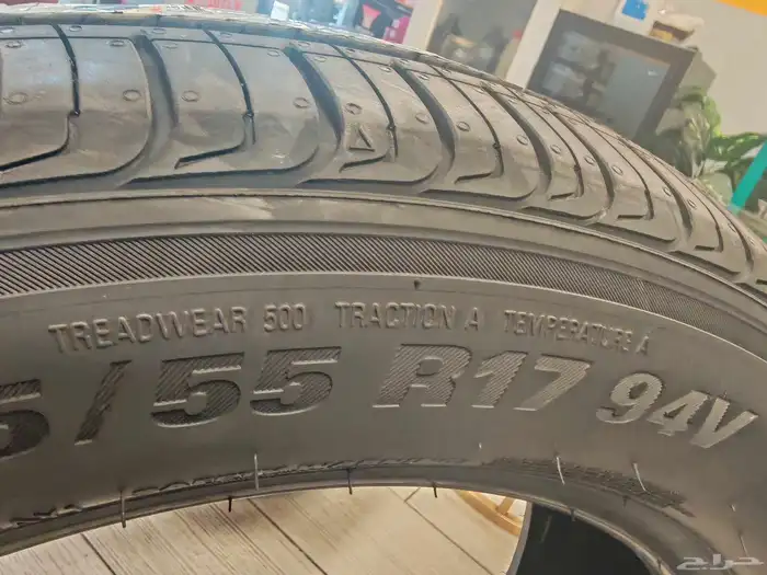 كفرات لل كامري وال سوناتا وال لكسز ES350 وغيرها مقاس جنط 17 3