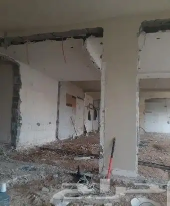تكسير وقص جدران 4