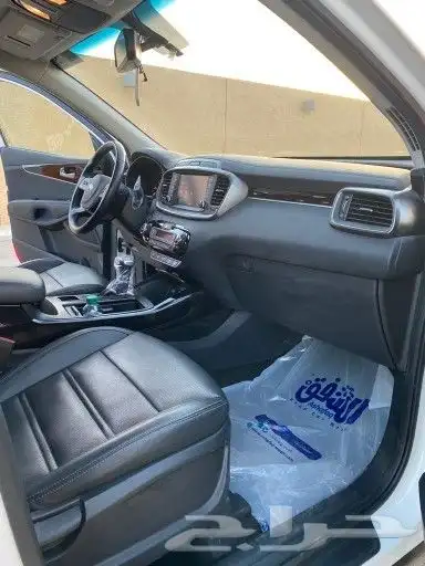 للبيع كيا سيرنتو ديزل 4