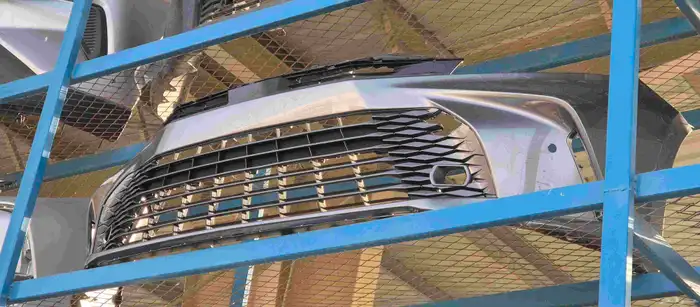 صدامات كامري 25 كامله مع الشبوك امامي وكاله اصلي نظيييفه 1