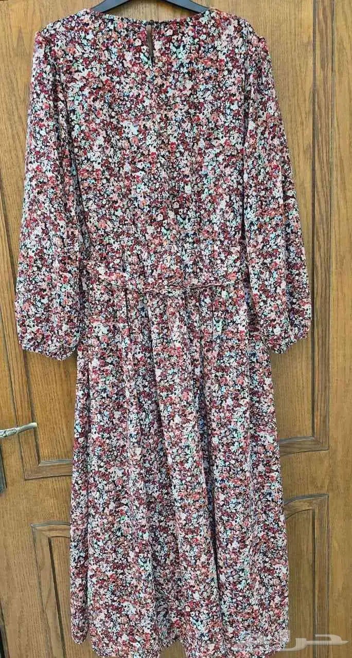 فساتين نسائية. 4