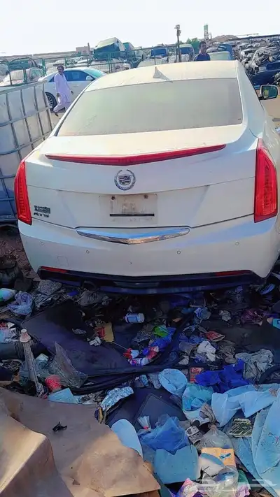 كاديلاك ATS 2014 للبيع قطع غيار فقط 2