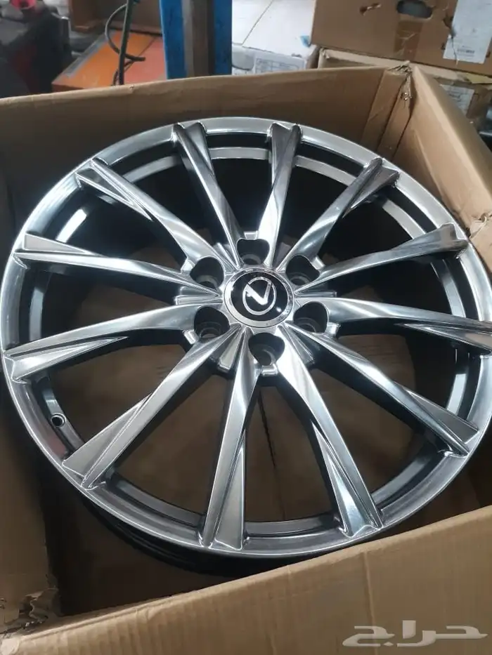 جنوط جيب لكزز LX600موديل 2024 4