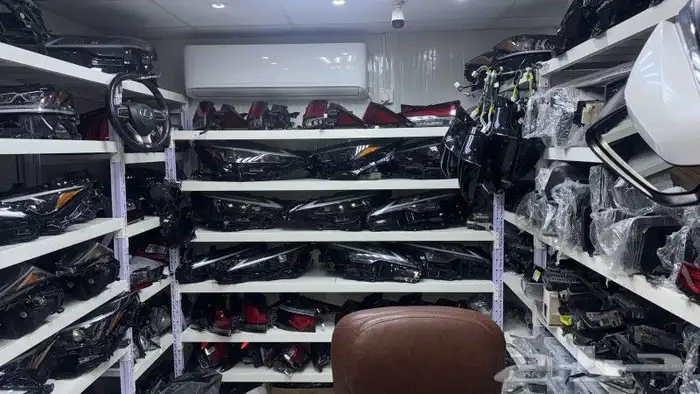 مندوب توفير جميع قطع غيار السيارات 1