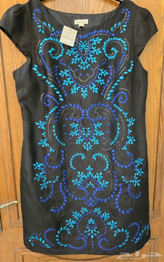 فساتين نسائية. 19