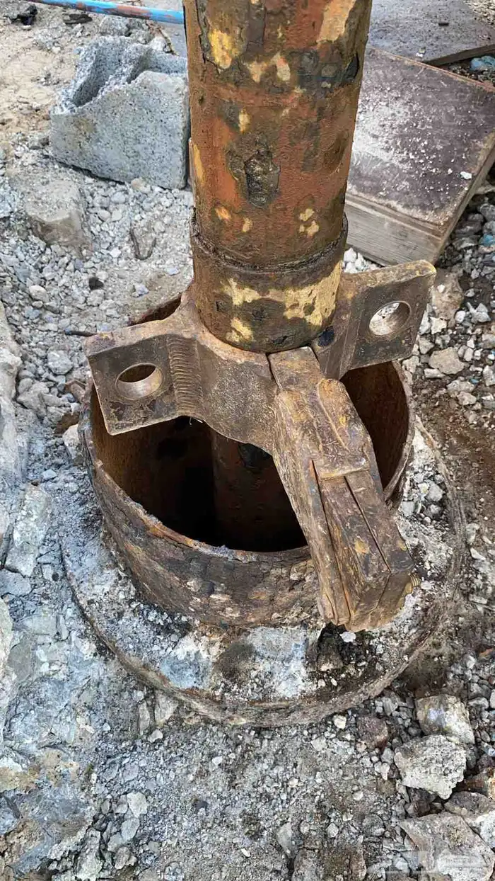 حفار ابار ارتوازيه وصيانتها دريل دقاق كارونه جميع انحاء المم 3