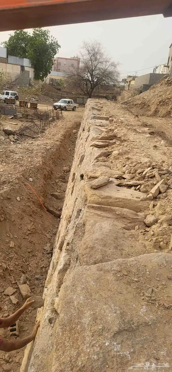 اسلام عليكم مقول حجر كبير وصغير في جميع منطق عسير 5
