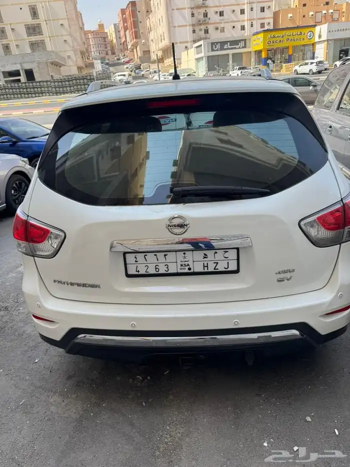 جيب باثفندر 2015 1